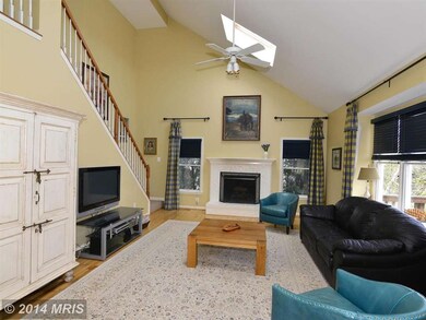 1313 Dasher Ln, Reston, VA 20190 - photo 5