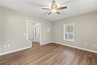 420 S Walnut St, Ottawa, KS 66067 - photo 7