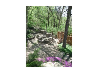 Fabulous Better Homes and Gardens outdoor space!