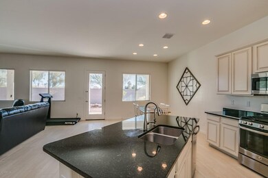 06 Kitchen