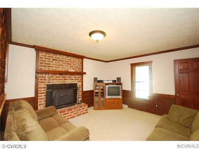 4619 Black Oak Rd, North Chesterfield, VA 23237 - photo 2