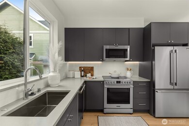 9225 14th Ave NW, Seattle, WA 98117 - photo 5