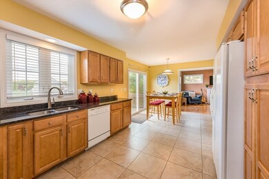 5 Willow Brook Ln, Westfield, MA 01085 - photo 4