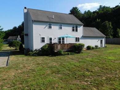 17 Jodie Cir, Uxbridge, MA 01569 - photo 3