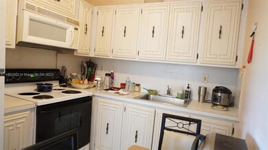 7925 Carlyle Ave unit 301, Miami Beach, FL 33141 - photo 7