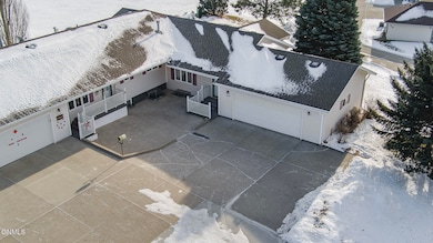 575 Brandon Place unit 1, Bismarck, ND 58503 - photo 3