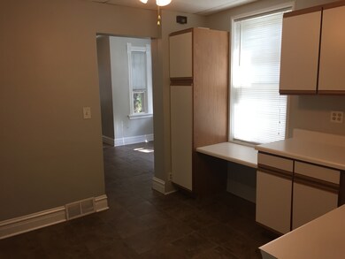 172 N Elm Ave unit FLR-1, Elmhurst, IL 60126 - photo 5