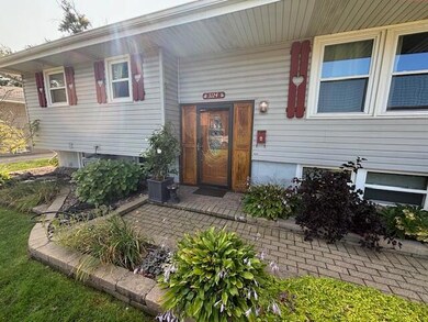 3124 E 97th Place, Highland, IN 46322 - photo 2