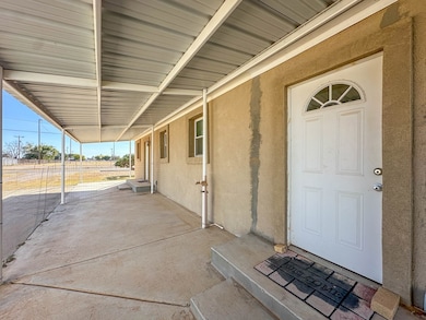 306 15th St, Seagraves, TX 79359 - photo 4