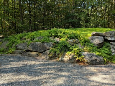 122 Hickory Ln, Lords Valley, PA 18428 - photo 6