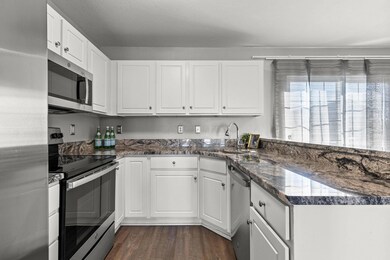 5968 New Albany Road W-06_Kitchen