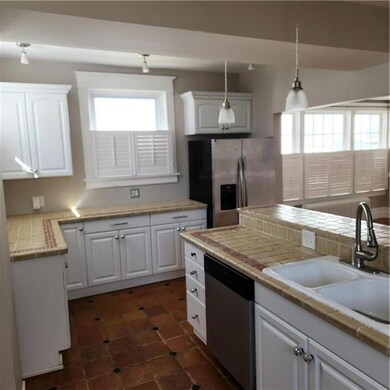 308 S 16th St, Allentown, PA 18102 - photo 5