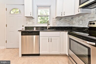 9012 Anna Dr, Clinton, MD 20735 - photo 7