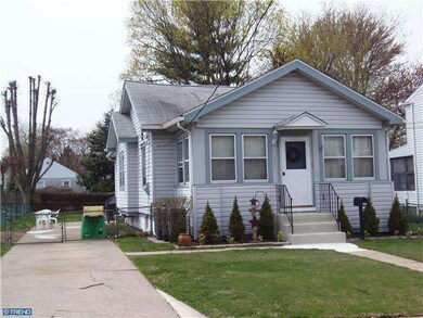 522 Crotzer Ave, Folcroft, PA 19032 - photo 2