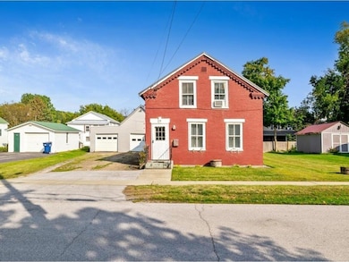 19 N Elm St, Saint Albans, VT 05478 - photo 3