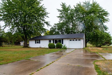 1071 N Old Highway 27, Winchester, IN 47394 - photo 2