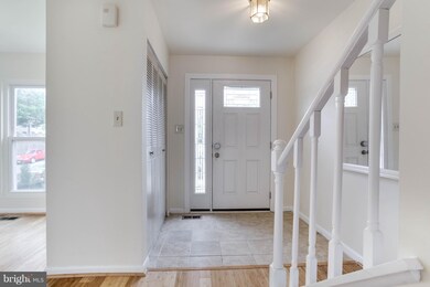 7022 Cipriano Woods Ct, Lanham, MD 20706 - photo 4