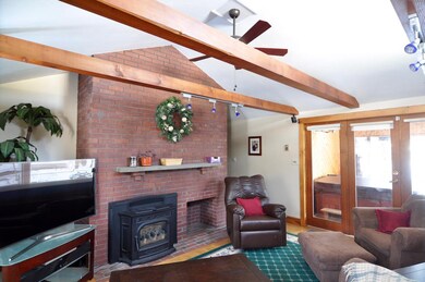 31 Packers Falls Rd, Newmarket, NH 03857 - photo 5