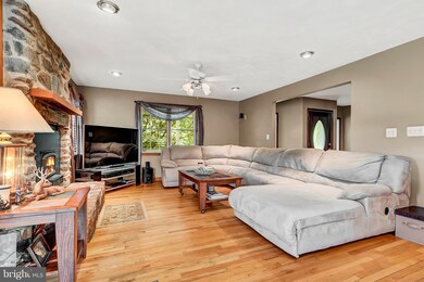 9107 Knoll Run Ln, Marshall, VA 20115 - photo 3