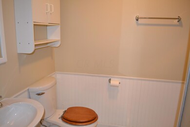 652 Pierce Ave, Columbus, OH 43213 - photo 5