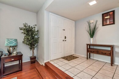 6713 S Palm Dr Tempe AZ 85283-large-003-
