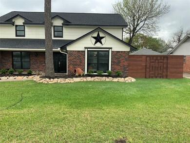 13807 Woodforest Blvd, Houston, TX 77015 - photo 2