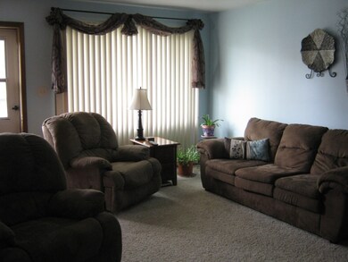 Living room v 2