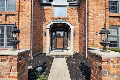 Exterior Entry