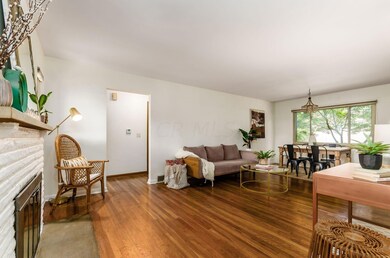 Weisheimer front room 1