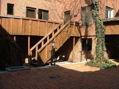 255 Lear Street 3