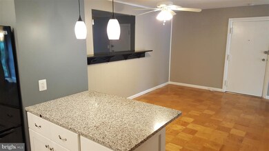 201 N Emory Dr unit 11, Sterling, VA 20164 - photo 5