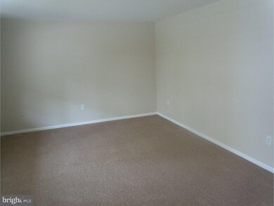 16 Edgewood Ave, New Castle, DE 19720 - photo 2