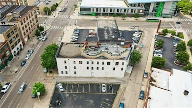 18 S Saint Clair St unit 203, Dayton, OH 45402 - photo 4