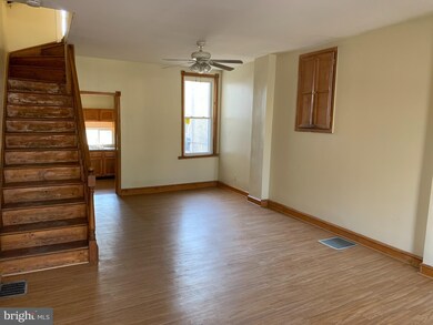 314 West St, Camden, NJ 08103 - photo 2
