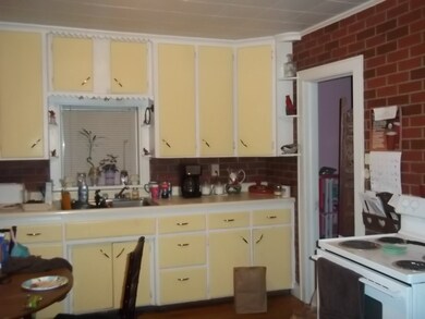 228 Sheldon Rd, Saint Albans, VT 05478 - photo 6