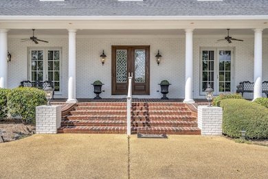 432 Old Country Ln, Columbus, MS 39702 - photo 2