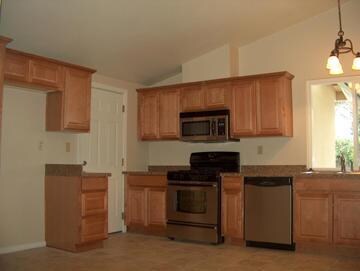 HPIM4283 Bainbury Kit to Window 4 Web