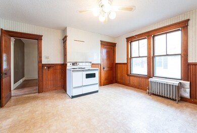 84 Farmland Rd, Lowell, MA 01850 - photo 4