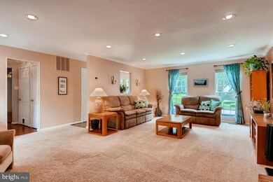 7 Norwick Cir, Lutherville Timonium, MD 21093 - photo 5