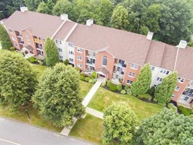 34 Maple Crest Cir unit C, Holyoke, MA 01040 - photo 3