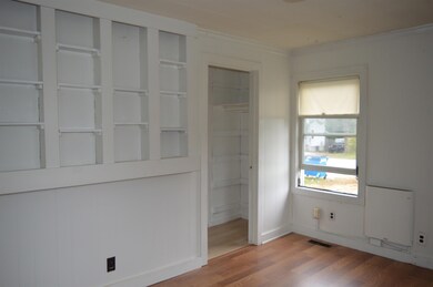 28 Middle St, Newport, NH 03773 - photo 6