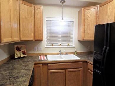 9247 Commons Place (13)