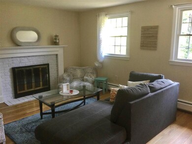 12 Hickory Dr, Amherst, NH 03031 - photo 2