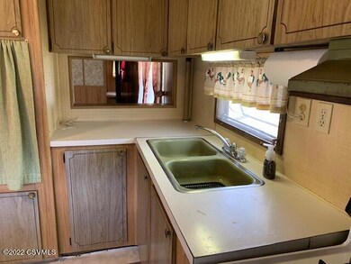 330 E 5th St, Nescopeck, PA 18635 - photo 6