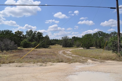 1608 Campfire Dr unit 10, Canyon Lake, TX 78070 - photo 3