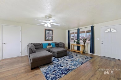 787 W Mendi Place, Kuna, ID 83634 - photo 3