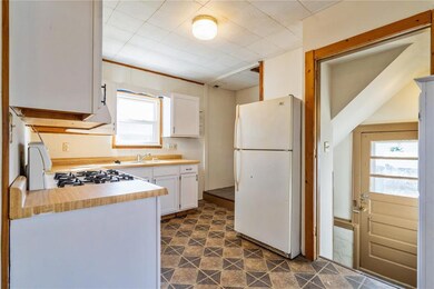 2467 Fruitland Blvd SW, Cedar Rapids, IA 52404 - photo 7