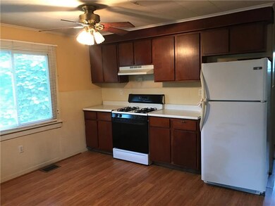 100 Sarah St, Homer City, PA 15748 - photo 4