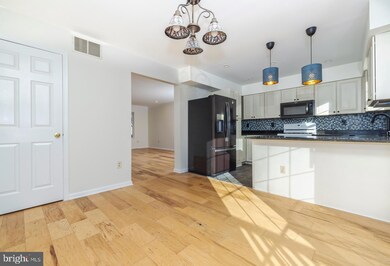 229 Strawbridge Ln, Mullica Hill, NJ 08062 - photo 2