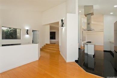 600 Kahiau Loop, Honolulu, HI 96821 - photo 3